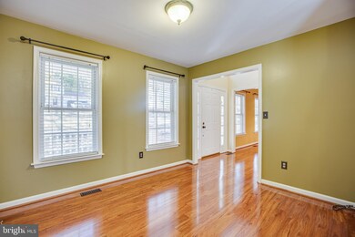 10910 Cedar Post Ln, Spotsylvania, VA 22553 - photo 5