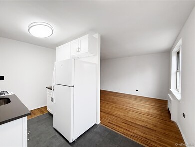 2630 Kingsbridge Terrace unit 5TU, Bronx, NY 10463 - photo 4