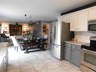 1419 W 51st St, Davenport, IA 52806 - photo 6