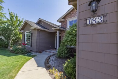 783 Meadowbrook Dr, Central Point, OR 97502 - photo 2