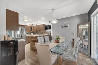 55398 Sumerset Ln, New Carlisle, IN 46552 - photo 6