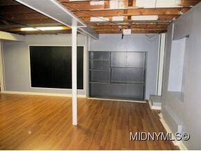 Spacious Basement Room