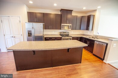 139 Gauley River Path, Falling Waters, WV 25419 - photo 4