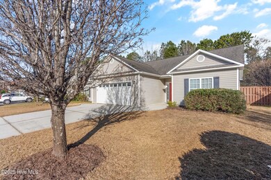 423 Vallie Ln, Wilmington, NC 28412 - photo 2
