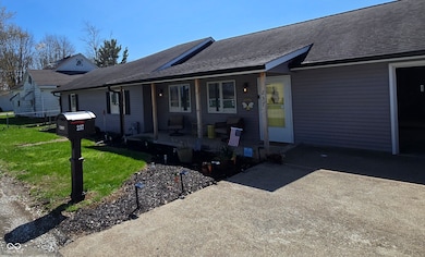 237 E North St, Knightstown, IN 46148 - photo 2