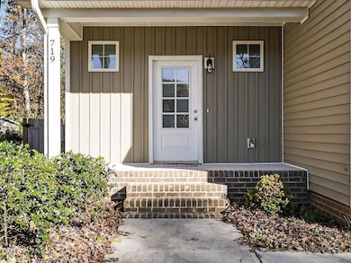 003-1280x960-front-porch