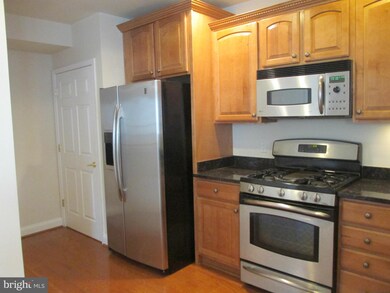 7126 Huntley Creek Place, Alexandria, VA 22306 - photo 4