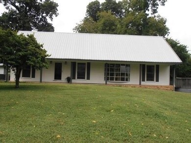 347 Naron Rd, Shelbyville, TN 37160 - photo 2