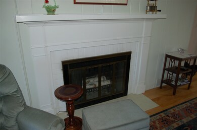 10 Berkeley St, Barre, VT 05641 - photo 2