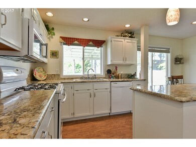 14371 SE Sieben Creek Dr, Clackamas, OR 97015 - photo 7