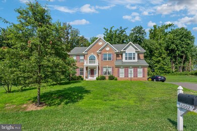 6002 Glennberry Ct, Glenn Dale, MD 20769 - photo 2