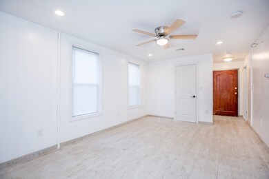 1509 N Shore Rd unit 1, Revere, MA 02151 - photo 3