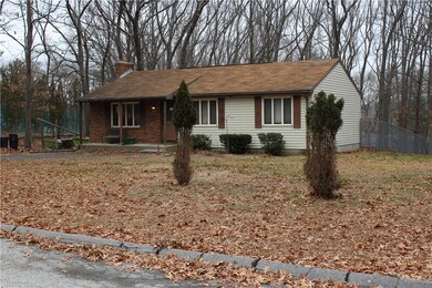 7 Apple Tree Ln, Johnston, RI 02919 - photo 2