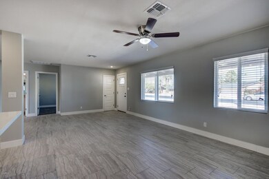 557 W Toledo St-8