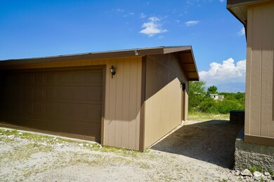 2 car detached Garage