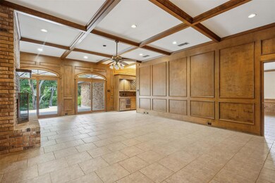 Gorgeous woodwork!