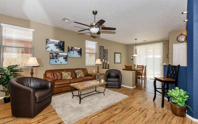 Mainteance free laminate flooring