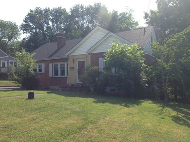 608 S Spring St, Manchester, TN 37355 - photo 3