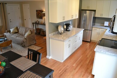 10627 240th Place SW, Edmonds, WA 98020 - photo 2