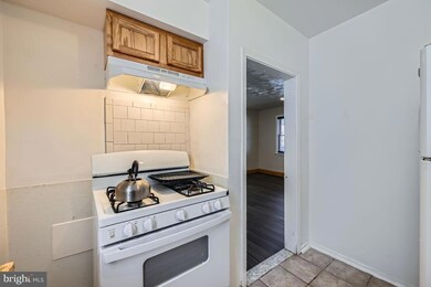 147 Denison St, Baltimore, MD 21229 - photo 7