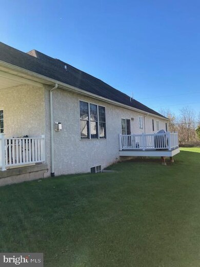 37 Allegheny St, Boyertown, PA 19512 - photo 6