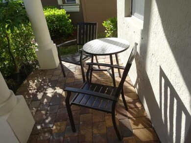 1401 Tiburon Ct, Riviera Beach, FL 33404 - photo 4