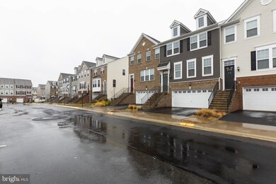 8906 Haversack Hunt Way, Manassas, VA 20112 - photo 2