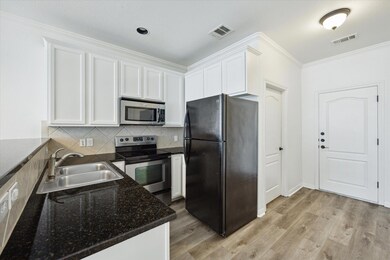 2101 Town Centre Dr unit 1606, Round Rock, TX 78664 - photo 6