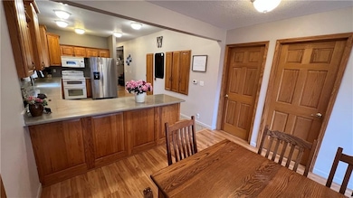 Dining/Kitchen