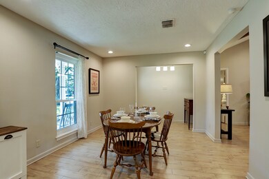 13822 Britoak Ln, Houston, TX 77079 - photo 3