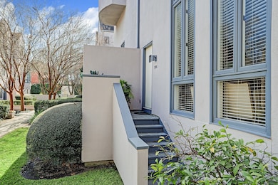 1381 Arlington St unit 1381, Houston, TX 77008 - photo 2