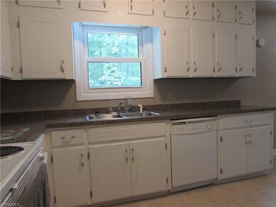 426 E Central Ave, Asheboro, NC 27203 - photo 7