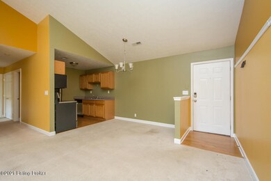 163 Central Blvd unit 64, Mount Washington, KY 40047 - photo 4