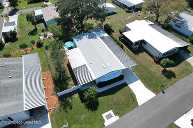 911 Balsam St, Sebastian, FL 32976 - photo 4