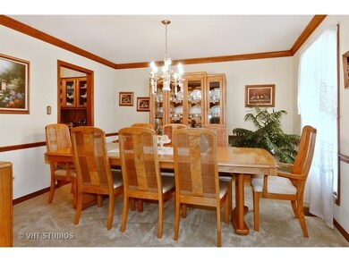 2247 Lotus Ct, Naperville, IL 60565 - photo 5