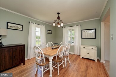 10723 Mapleville Rd, Hagerstown, MD 21742 - photo 6