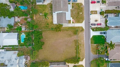 713 109th Ave N, Naples, FL 34108 - photo 3