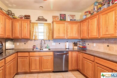 5210 Cedar Creek Rd, Temple, TX 76504 - photo 4