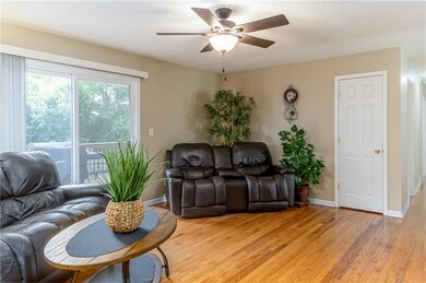 4195 Timber Ln, Des Moines, IA 50317 - photo 7