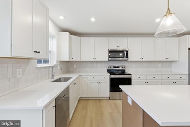 298 Armistead Place, Charles Town, WV 25414 - photo 5