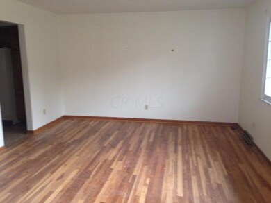 1313 Ironwood Dr, Columbus, OH 43229 - photo 2