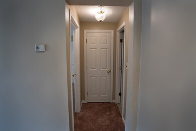6 Hallmark Gardens unit 4, Burlington, MA 01803 - photo 7
