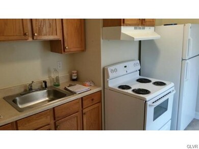 633 N 6th St unit 2, Allentown, PA 18102 - photo 3