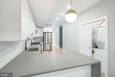 2709 W Jefferson St unit 2, Philadelphia, PA 19121 - photo 3