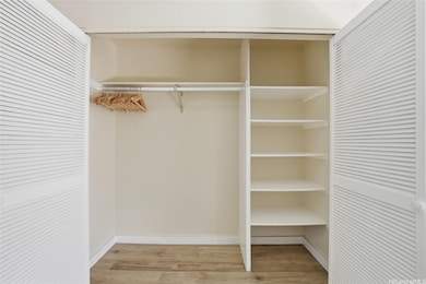 3721 Kanaina Ave unit 313, Honolulu, HI 96815 - photo 4