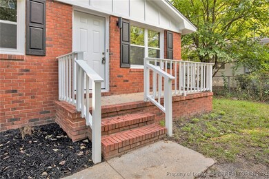 932 Weiss Ave, Fayetteville, NC 28305 - photo 4