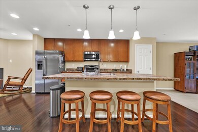 8445 Stansbury Lake Dr, Baltimore, MD 21222 - photo 5