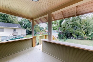 325 S Race St, Statesville, NC 28677 - photo 5