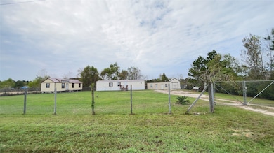 70 County Road 3479h, Cleveland, TX 77327 - photo 4