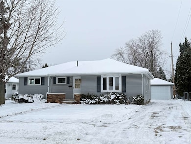 1406 Henry St, Neenah, WI 54956 - photo 2